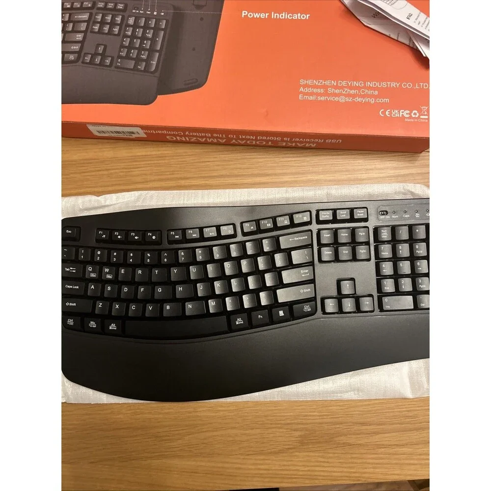 Ergonomic Full-Sized Wireless Keyboard With USB Dongle *OBC